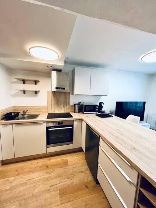 상리스 Stylish Studio In The Center Of Senlis 아파트 외부 사진